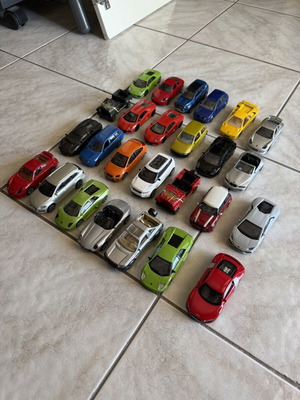 Bburago Burago 1:43 toy car set, pack of 26