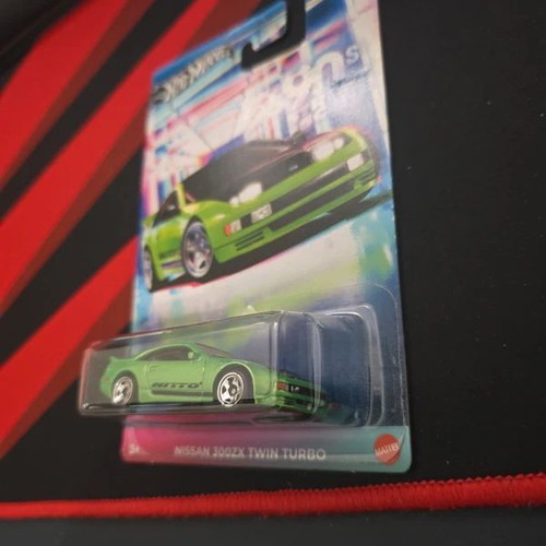 Hot Wheels Nissan 300ZX Twin Turbo new, 90s Street Scene