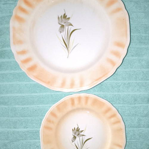 Minotiki antique platter and plate used, Greek made