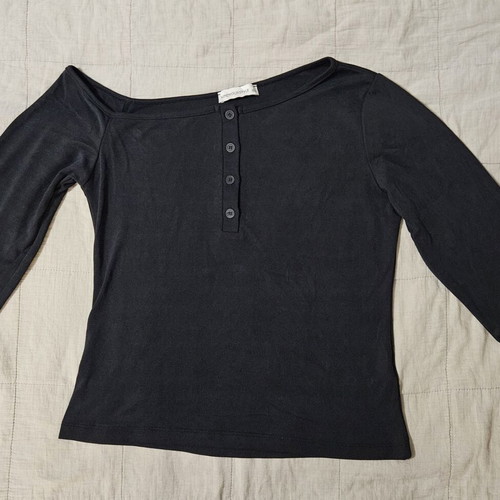 Mindyourstyle black blouse like new, size S fit small
