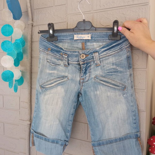 Denim/jean women's capri shorts like new, blue