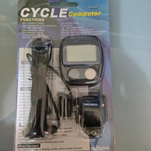Cycle Computer with 14 Functions like new, waterproof, black