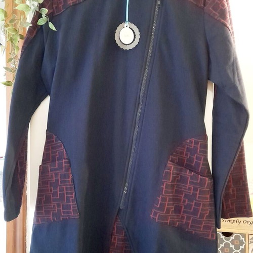 HHG lightweight autumn coat new, size L-XL, blue with burgundy details