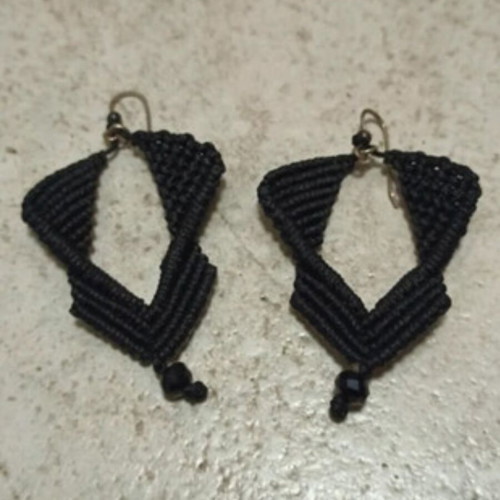 Handmade earrings like new, black