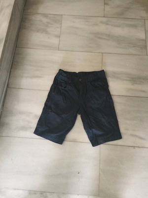 Benetton boys' bermuda blue 140 cm like new, 100% cotton
