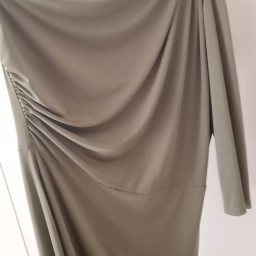 Chic Boutique Rose dress khaki new, exclusive collection