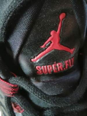 Jordan Superfly 5 σαν καινούργια, μέγεθος 45, μαύρα αθλητικά παπούτσια