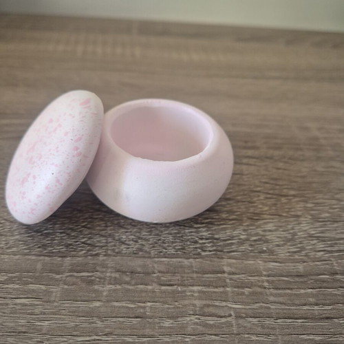 Ceramic macaron jewelry boxes with pink splashes, set of 4, like new