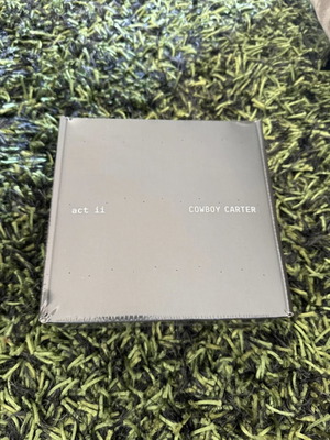 Beyonce Cowboy Carter limited edition box set new