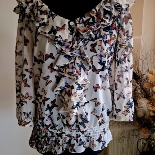 Ted Baker Butterfly blouse beige, like new, size M