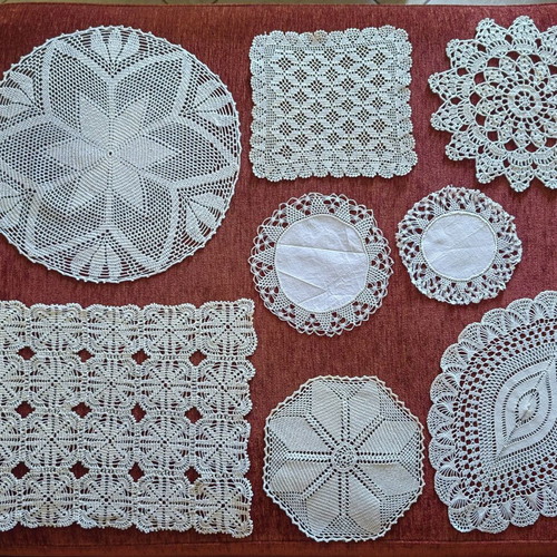 Ergocheira crochet doilies used, set of 8 pieces