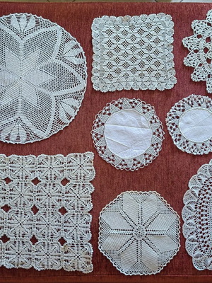 Ergocheira crochet doilies used, set of 8 pieces