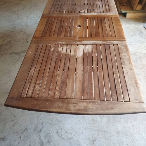 Wooden extendable garden table used, 150–200 × 90 cm