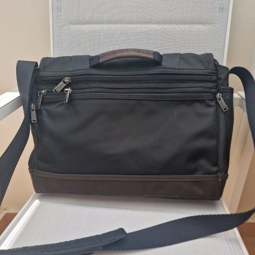 TUMI Alpha Bravo Foster Messenger bag crossbody like new, black