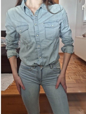 Bershka Jean πουκάμισο σαν καινούργιο, μέγεθος M, μπλε