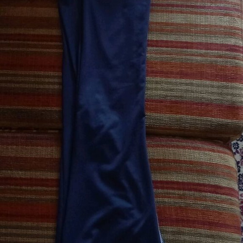 Bell-bottom sportswear new with elastic fabric, unworn