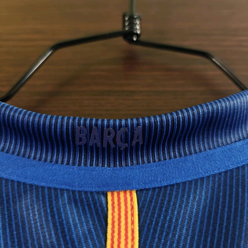 Φανέλα Messi Barcelona 2016/17 συλλεκτική, μέγεθος L