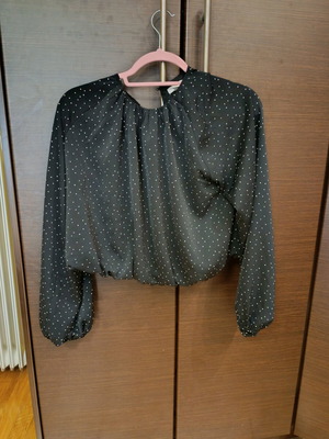 H&M Crop Top blouse new, size L, black and white
