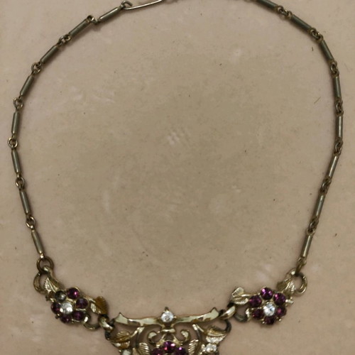 Vintage necklace used with white and purple stones