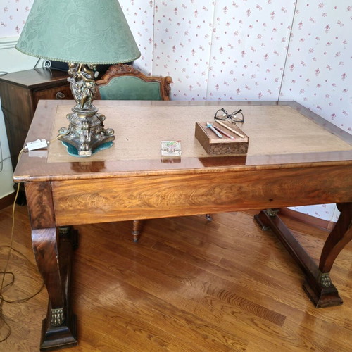 Antika desk used, walnut with brass details