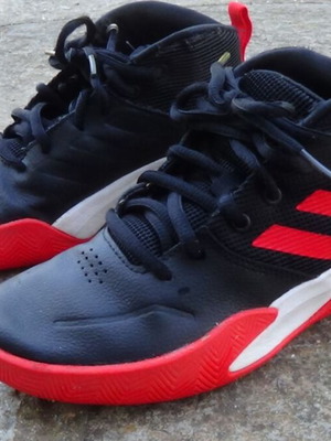 Παπούτσια μπάσκετ Adidas Own The Game Wide Νο 33