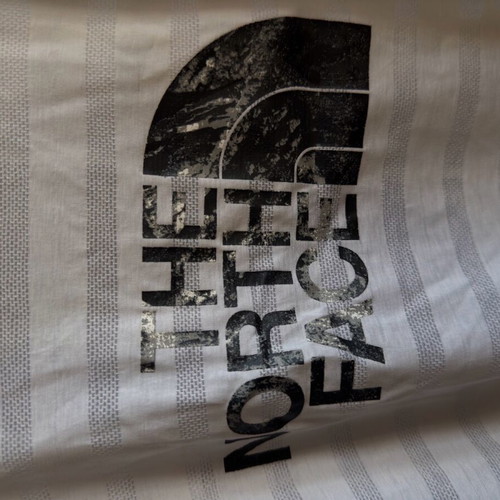 T-shirt The North Face like new, regular fit, white, size M