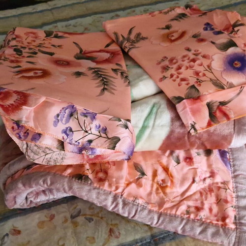 Double-sided quilt like new, size 200x240