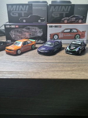 Hot Wheels collectible car set new with rubber wheels