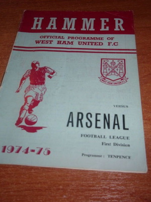 West Ham vs Arsenal program 28 April 1975