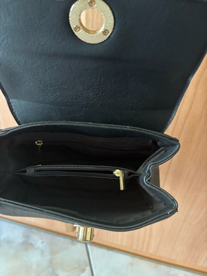 Crossbody bag like new, black
