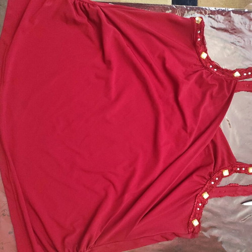 Tirante top new, red with stones on straps