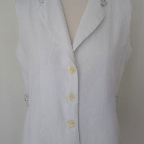 Women's vintage white vest XL used