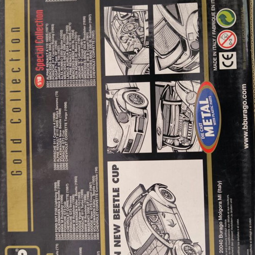 Burago Volkswagen New Beetle Cup 2000 1:18 scale new