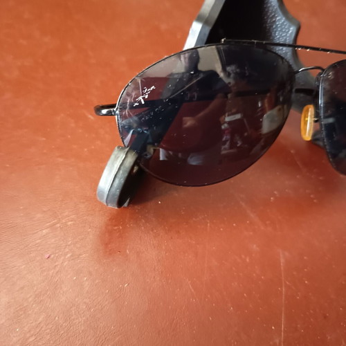 Ray Ban men's sunglasses used, black, needs lens replacement