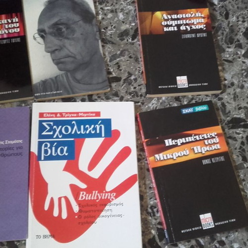 Crime literature used, pack of 30 books
