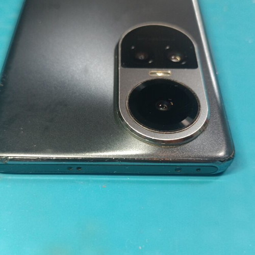 Oppo Reno 10 5G 8+256 used with cracked screen, Android 15, NFC