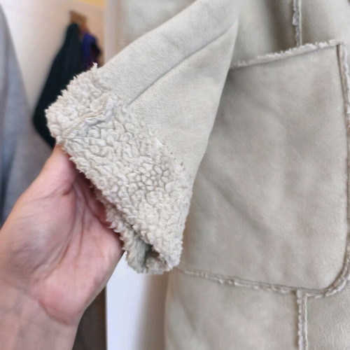 Coat with faux fur lining beige like new, size M