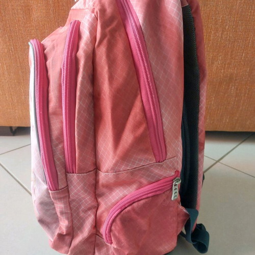 Polo backpack like new, pink multicolor with cushions and waist strap