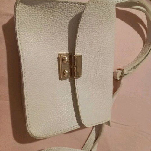 White crossbody bag like new
