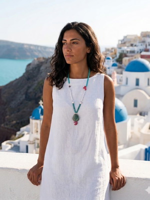 Necklace with coral pendant, length 46 cm, new, pink and turquoise