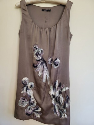 Provetto dress gray with embossed flowers like new size M