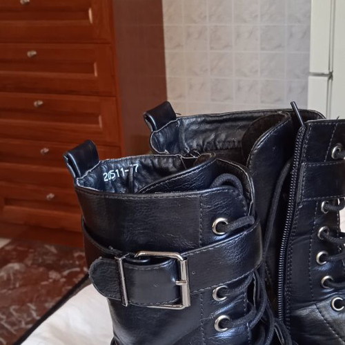 Ankle boots used, size 37, black, decorative laces
