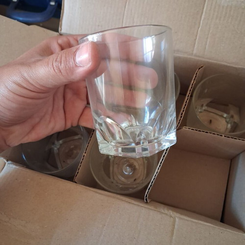 Luminarc Balboa glass set 18 pieces like new