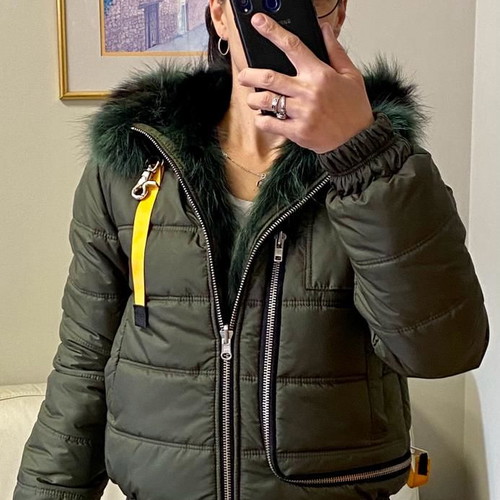 Waterproof jacket with hood and natural fur, new, green