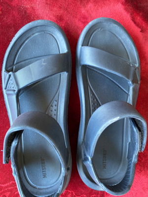 Mitsuko men's sandals size 43 like new blue