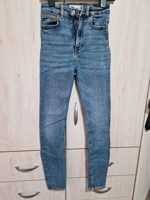 Zara jeans No.34 slim fit like new, women's blue