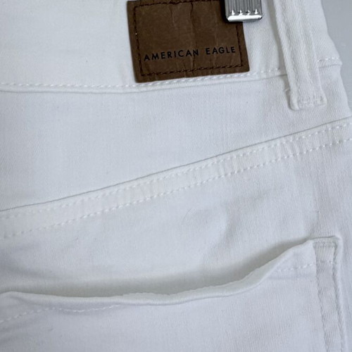 Mini Skirt American Eagle white, like new, size medium
