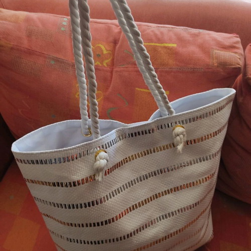 Straw Shoulder Bag new, white with gold and silver details