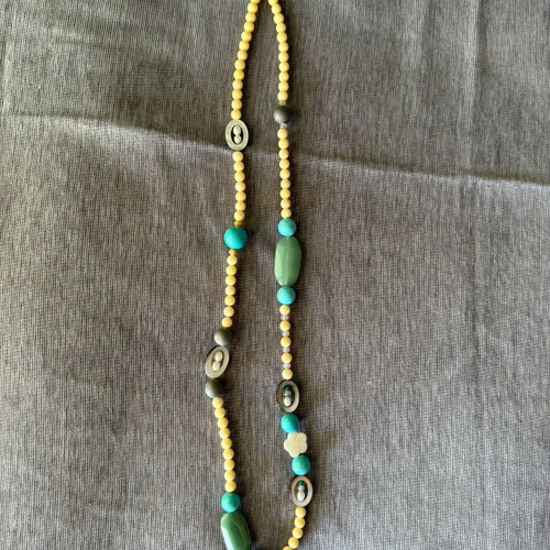 Necklace with semiprecious stones by Titi Jewels like new, beige and turquoise