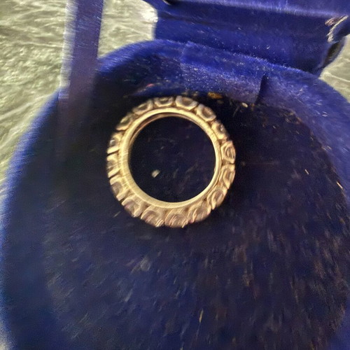 Silver ring with zirconia
